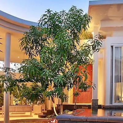 Hotel Taman Mesari Luxury Villas-seminyak Kuta Lombok